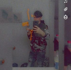 Meet your Posher, Eli